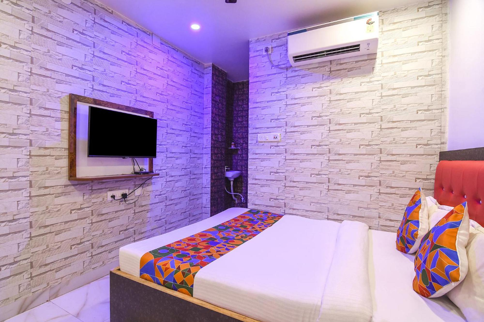 O Srideep 2 Hotel