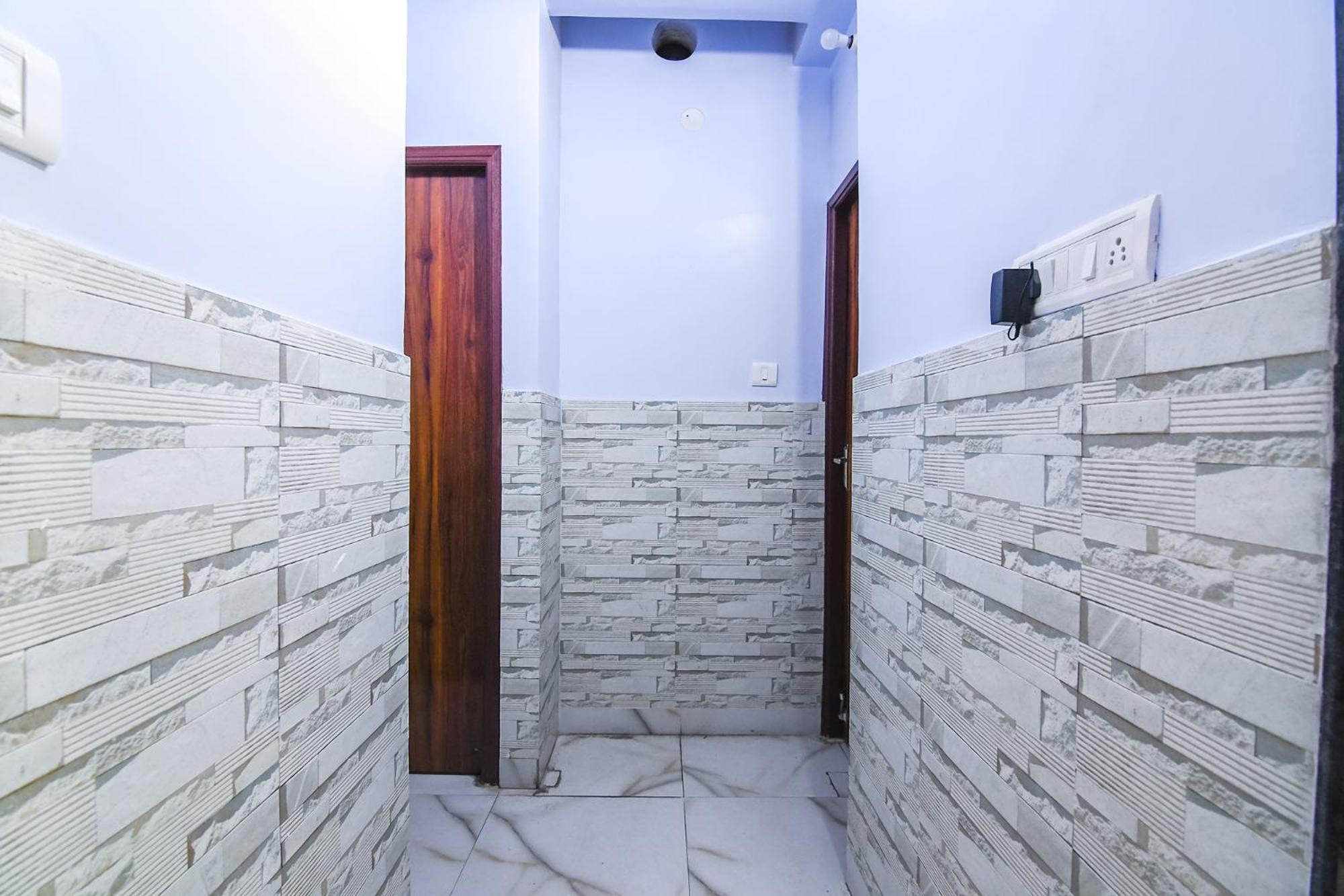 O Srideep 2 3* Kolkata